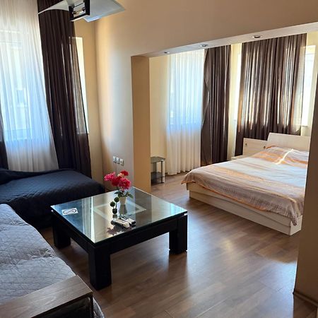 Guest House Elegance Plovdiv Exterior photo