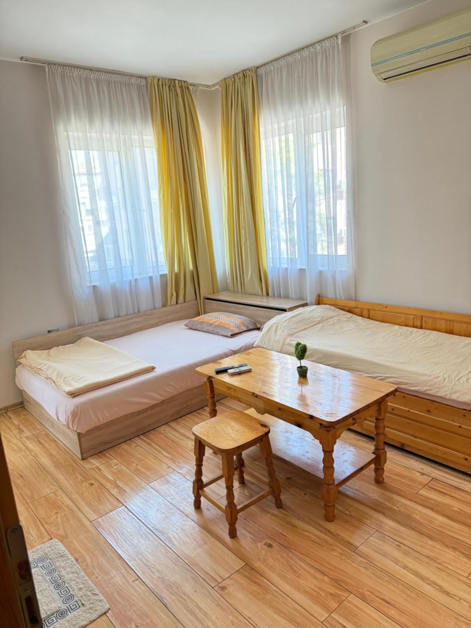 Guest House Elegance Plovdiv Exterior photo